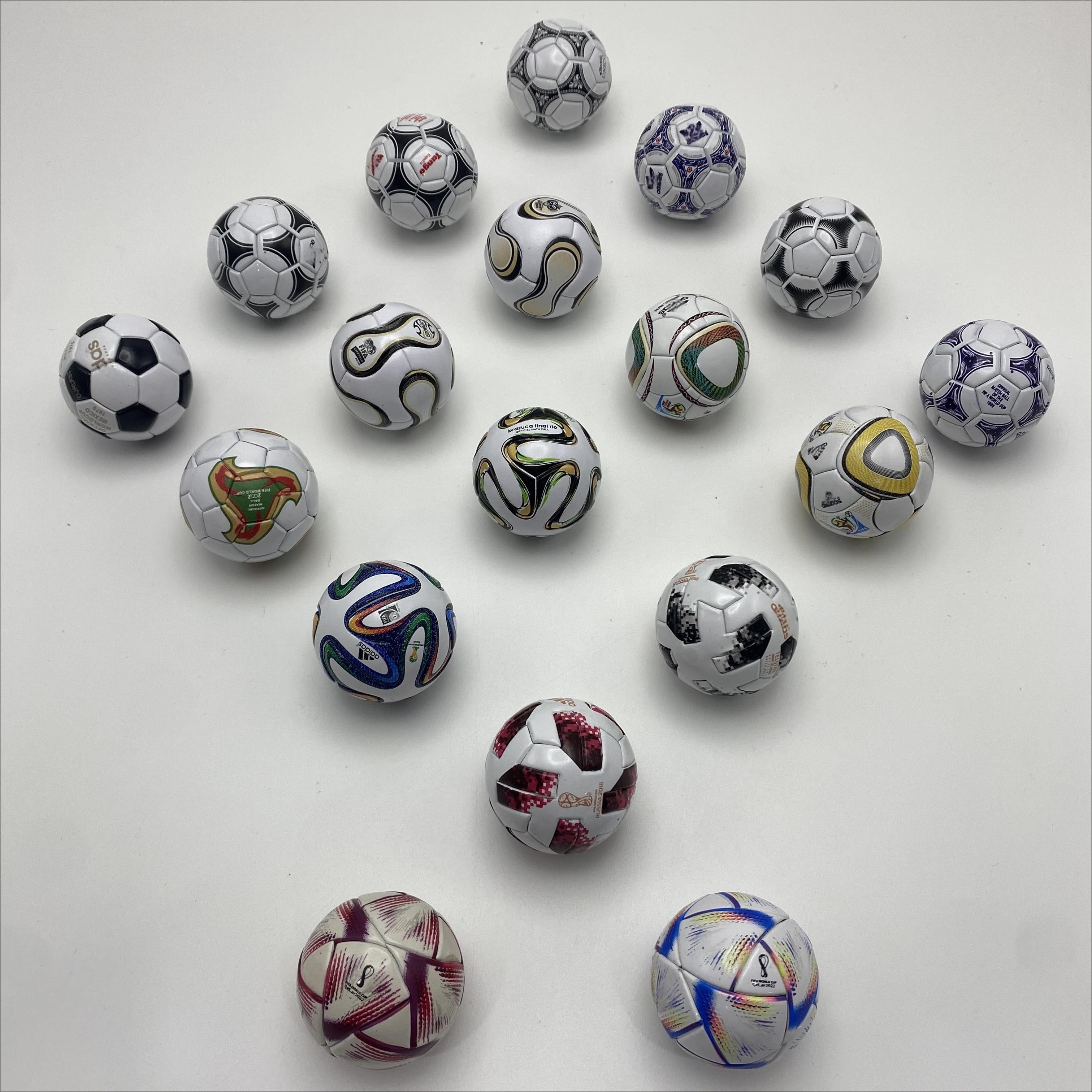 Colección Mundial Legendaria™ — Mini Balones 1970-2022