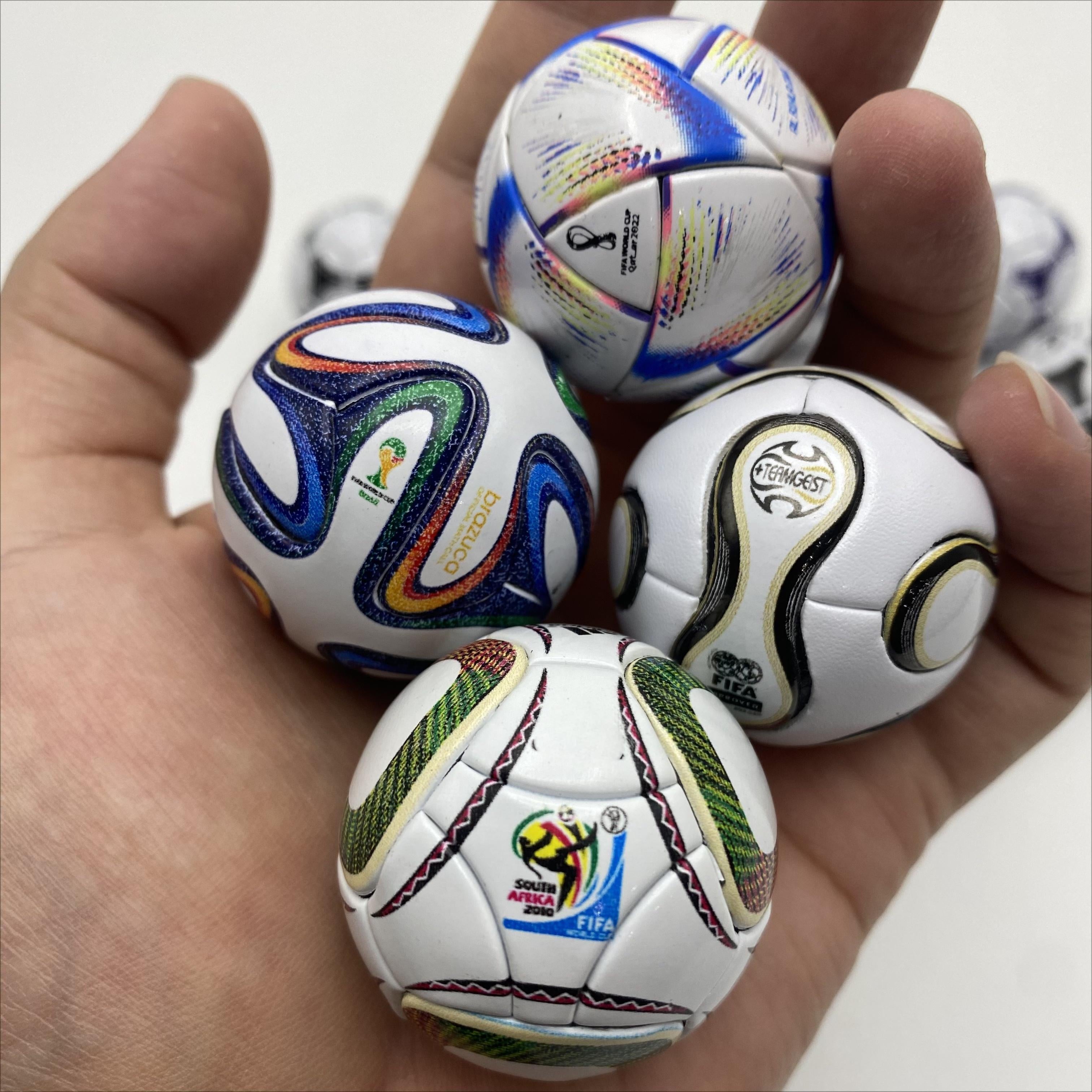 Colección Mundial Legendaria™ — Mini Balones 1970-2022